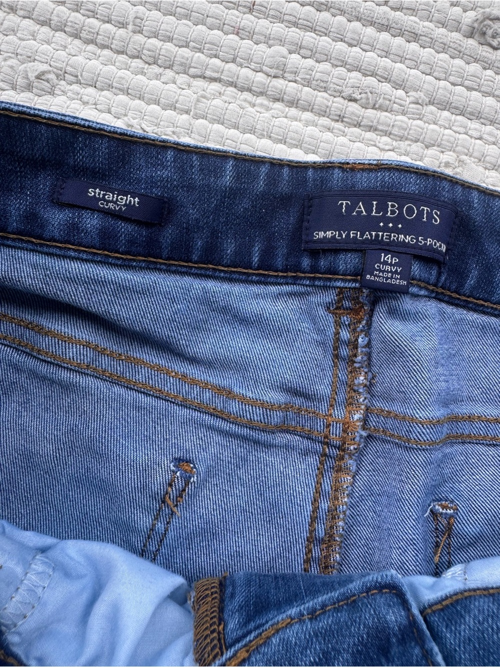 Talbots Simply Flattering Curvy Straight Leg Jeans 14P Petite Stretch Denim - Picture 5 of 9